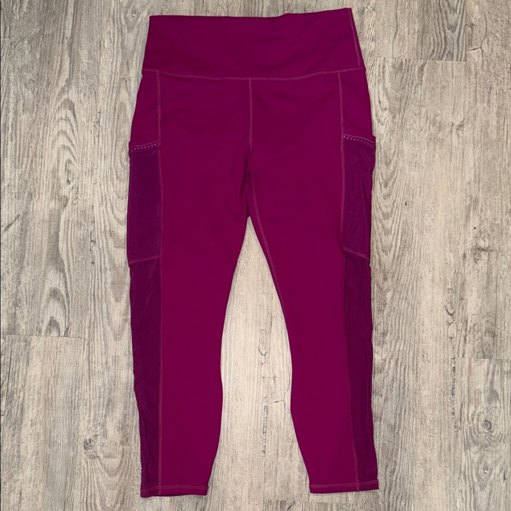Fabletics Berry Powerhold Leggings